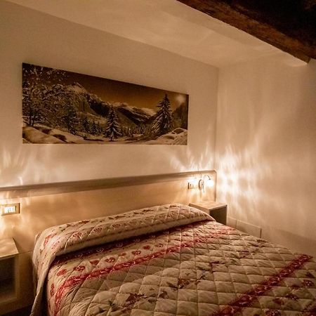 Apartamento Miki Central Appartament Aosta Exterior foto