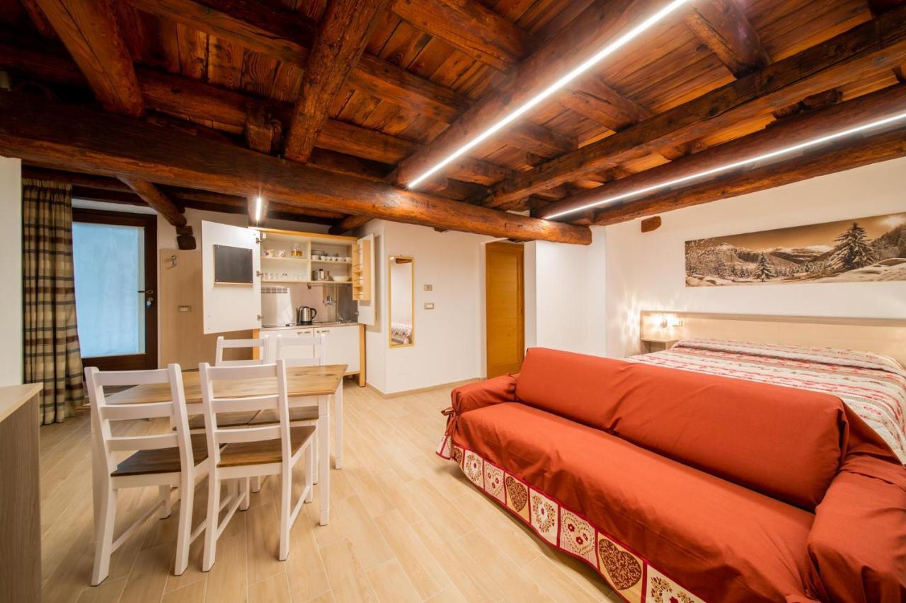 Apartamento Miki Central Appartament Aosta Exterior foto
