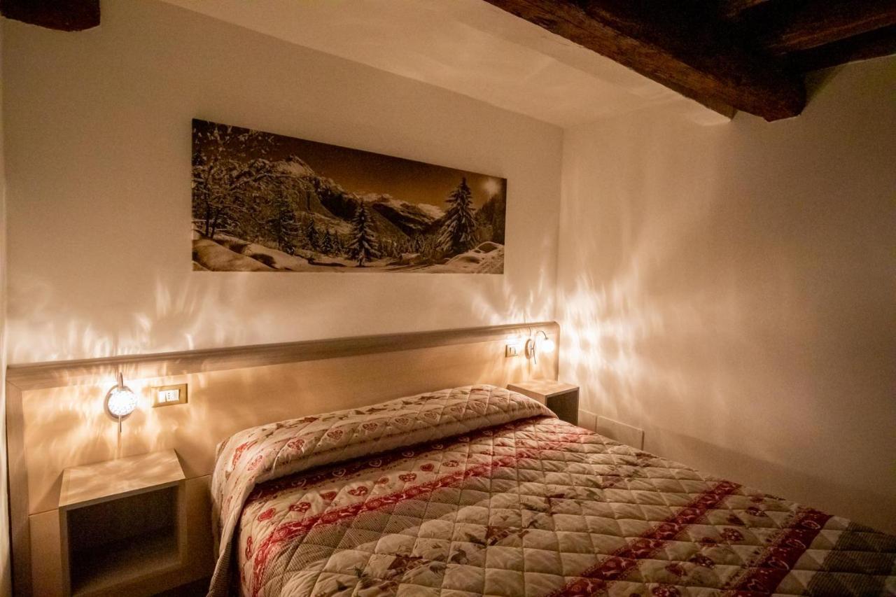 Apartamento Miki Central Appartament Aosta Exterior foto