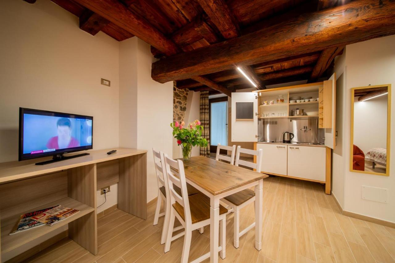 Apartamento Miki Central Appartament Aosta Exterior foto